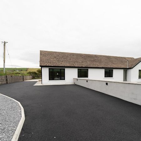 Dingle Way Snug, Luxury Apartment エクステリア 写真